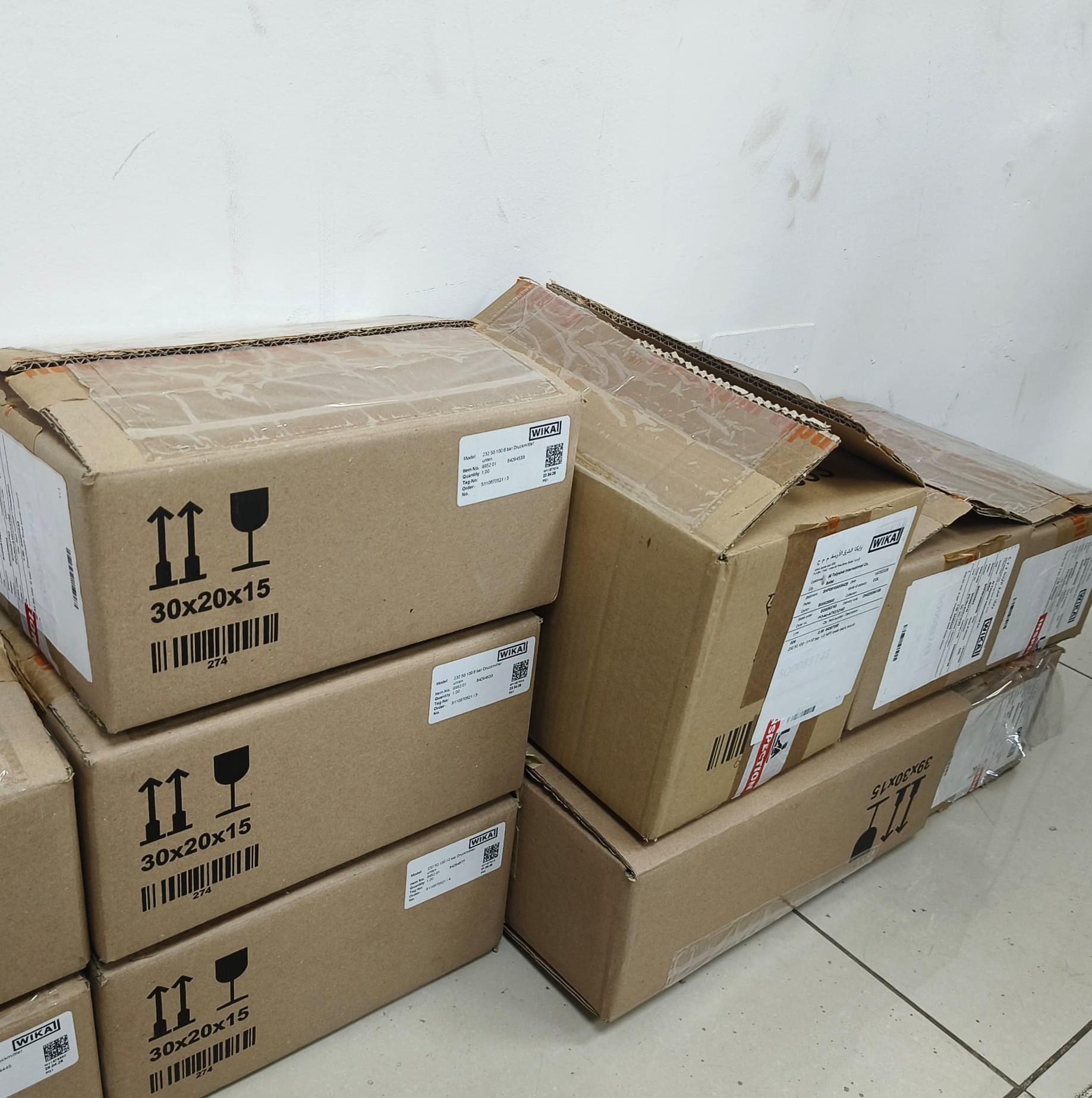 WIKA Diaphragm Seal Pressure Gauges for Industrial Process Applications Delivered in Kuwait
